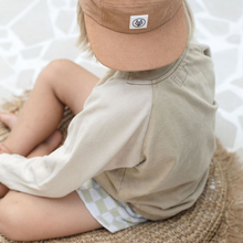 Load image into Gallery viewer, Corduroy Hat in Tan
